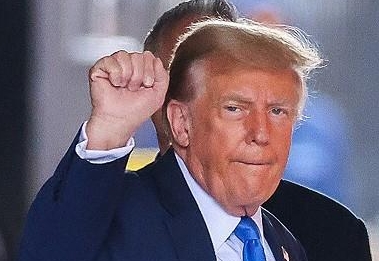 트럼프 프로필 나이 학력 지지율 재판 상황