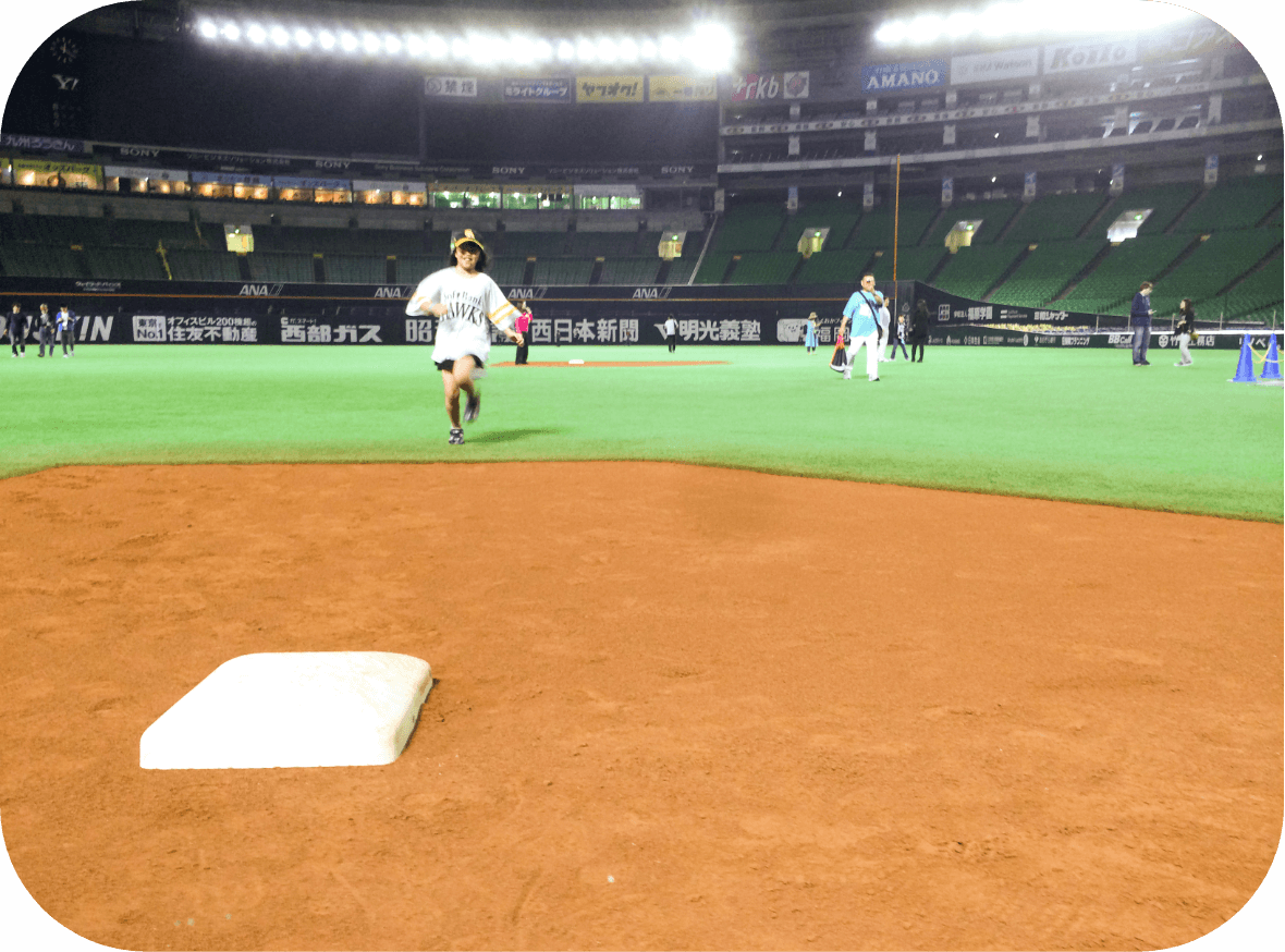 후쿠오카돔 그라운드 체험이미지