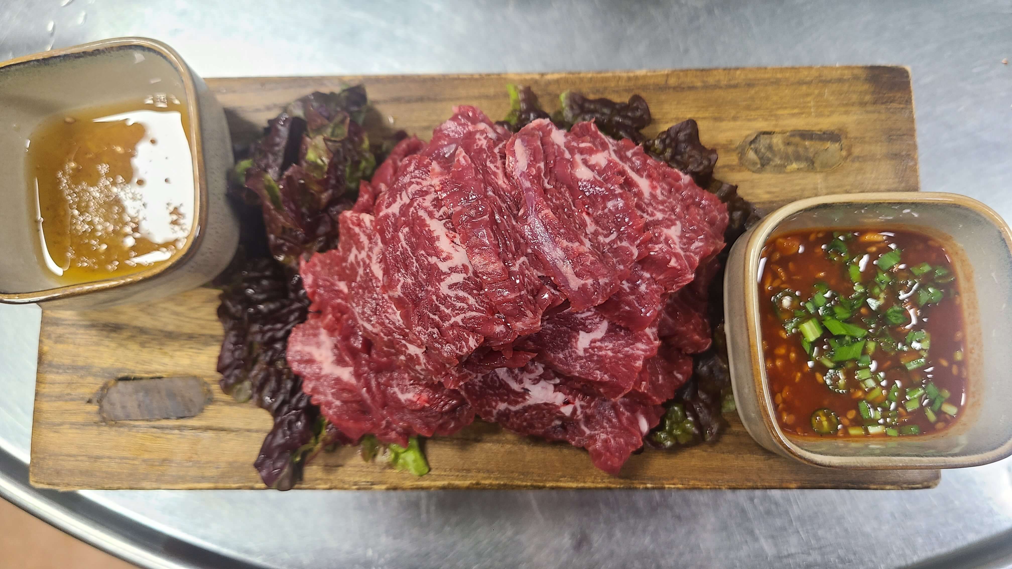 최대포-국내산-한우육회