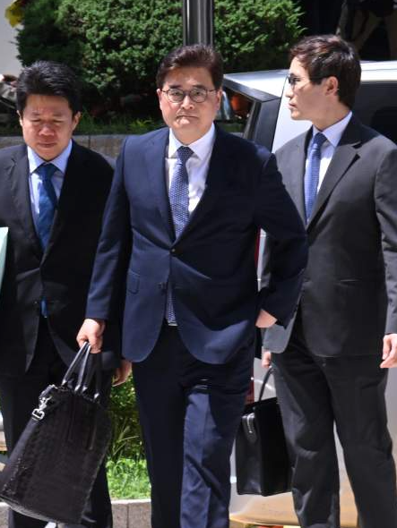 박억수 특검보와 윤석열