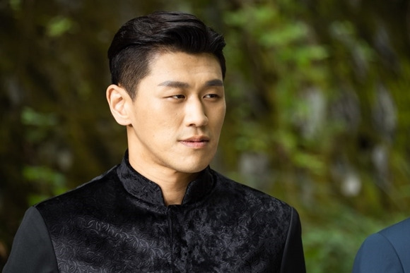 강홍석 더 킹