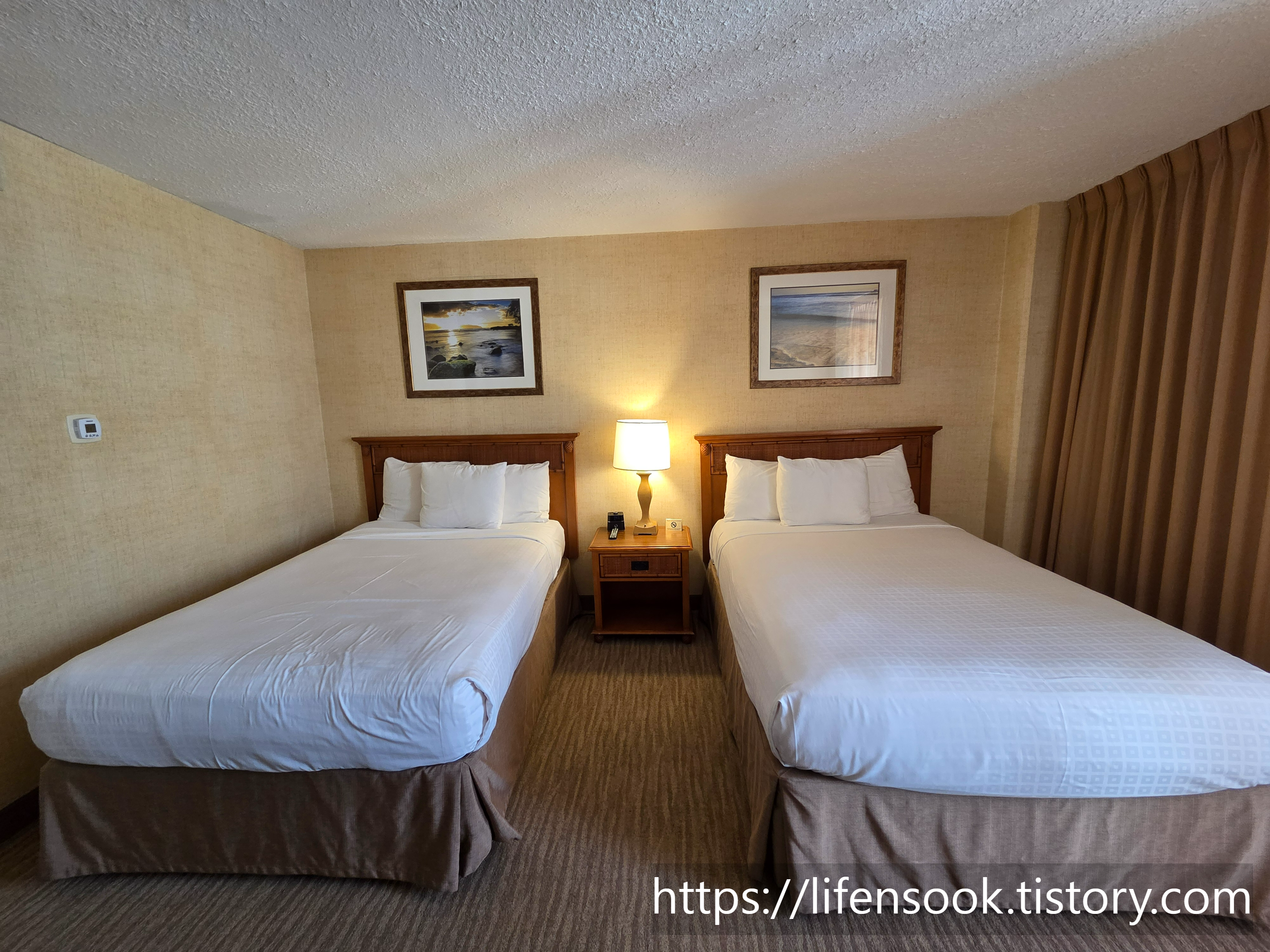 와이키키 리조트 호텔 시티뷰룸 내부 2