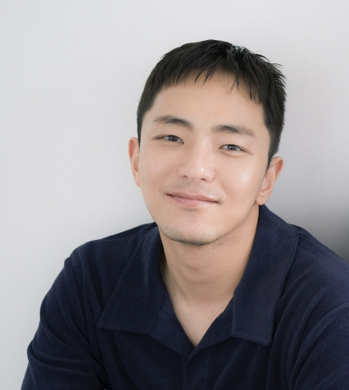 박천휴 작가 프로필