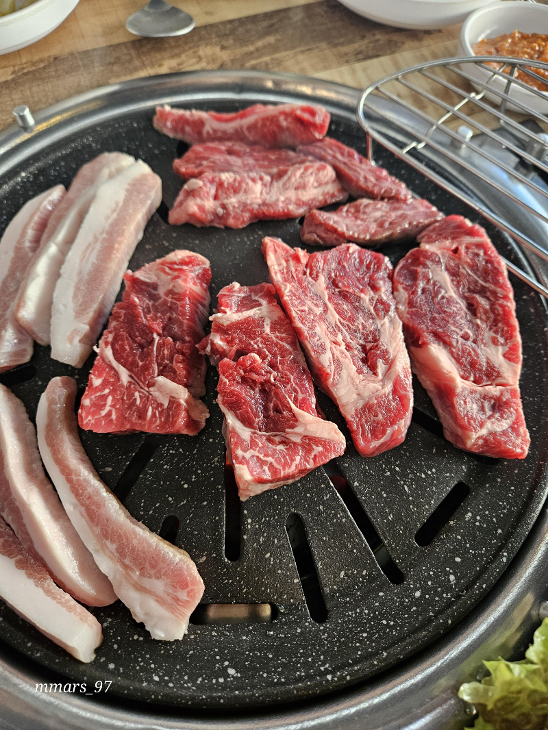 군포-소고기-무한리필-무쏘