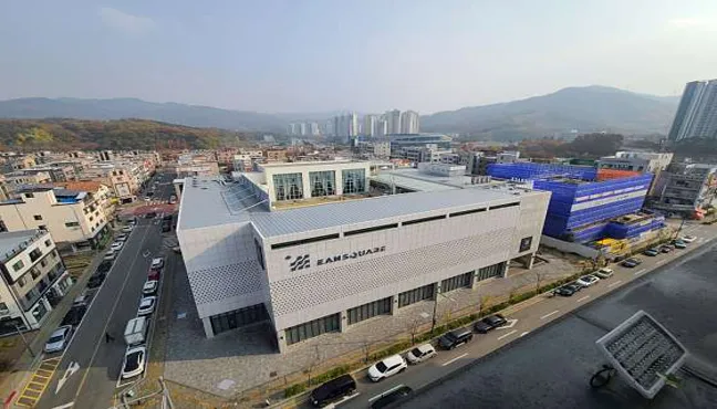 이안스퀘어
