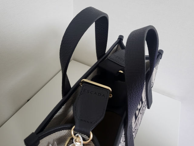 에스까다 자카드 토트백 블랙 후기