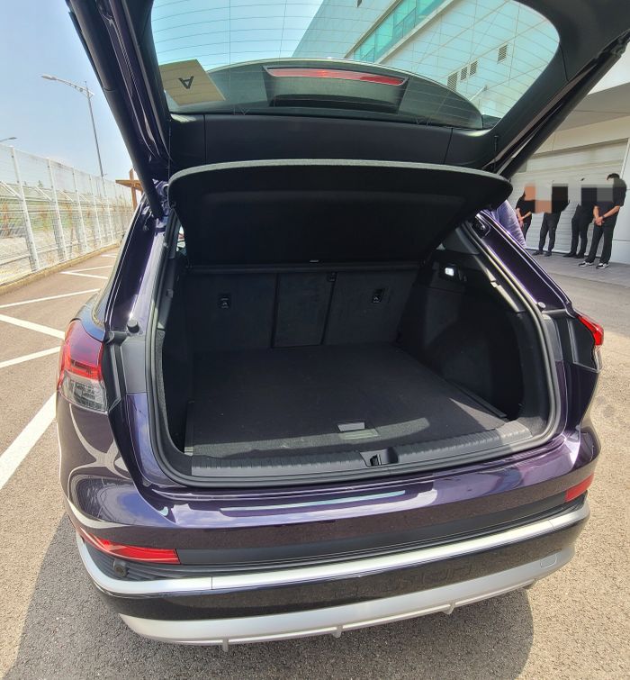 아우디 Q4 e-트론