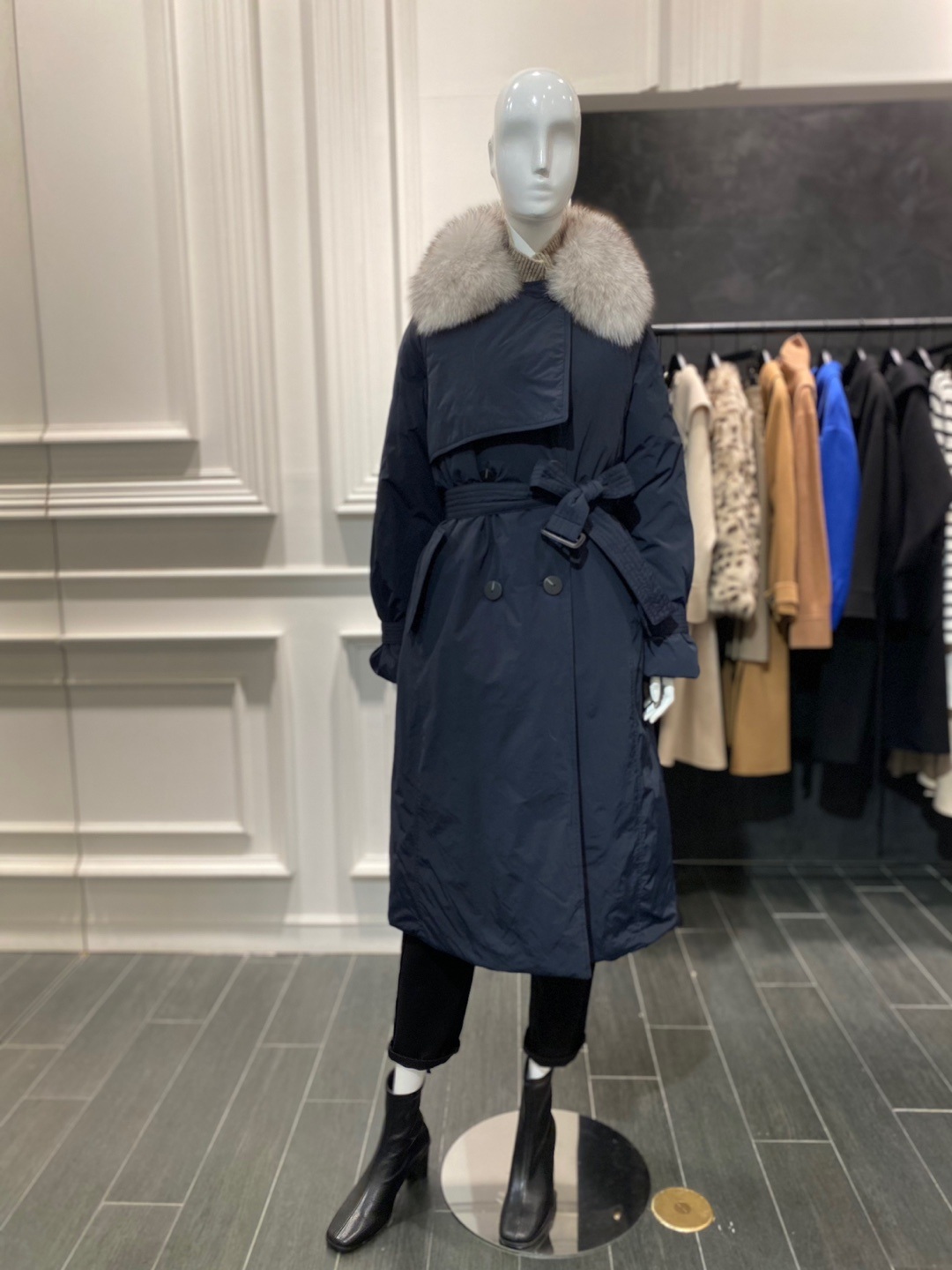 보브 VOV 와이드 퍼 카라 구스다운 헤비 롱 코트 7152417031