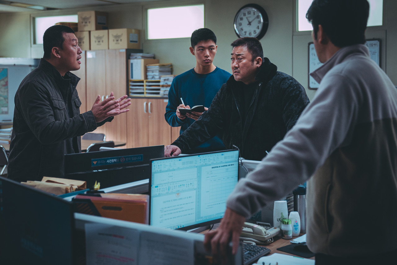 영화 범죄도시4 손익분기점 관객수 해외개봉 쿠키영상 OTT 정보 출연진 줄거리 후기 평점