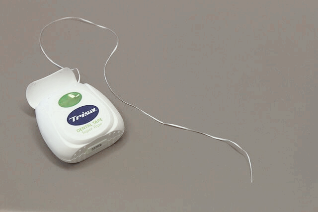 치실 사용법&amp;#44; 치실 사용 이유&amp;#44; 구강 건강&amp;#44; 치태 제거&amp;#44; 잇몸병 예방&amp;#44; 구취 제거&amp;#44; 올바른 치실 사용&amp;#44; 치실 사용 주기&amp;#44; 치실 사용 횟수&amp;#44; 잇몸 출혈 해결