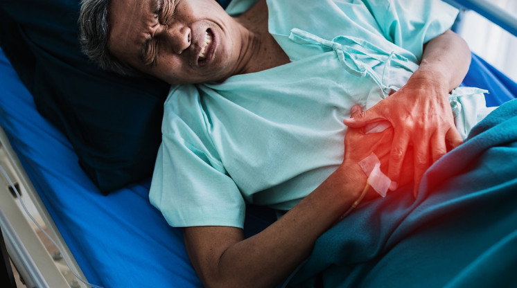 복통으로 호소하는 남자의 모습