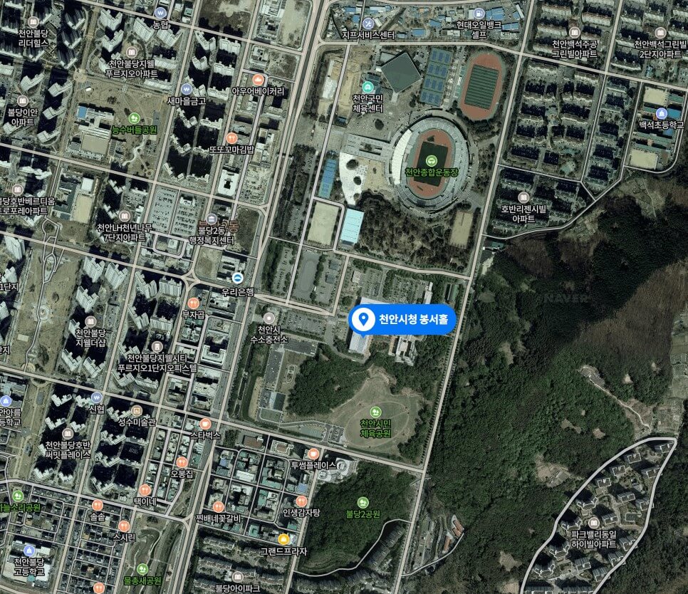 김창옥 토크콘서트 2023 천안 정보입니다. 김창옥 토크콘서트는 정말 한번 다녀오면 다시 꼭 찾는다고 합니다. 이번에 천안시청 봉서홀에서 진행하며 이번 시즌3를 맞이하여 토크콘서트가 새롭게 달라졌다고 하는데요~ 티켓정보 확인하시고 참고하시기 바랍니다. 인생의 핵심만 짚어주는 토크쇼!