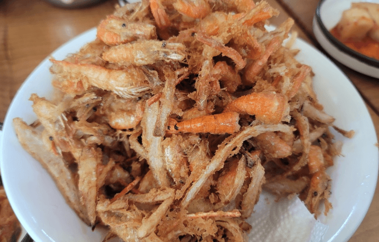 생생정보통 새뱅이수제비 전골 민물새우튀김 매운탕 천안 맛집