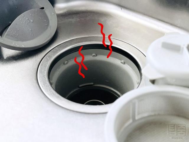 싱크대 냄새 제거 베이킹소다 구연산