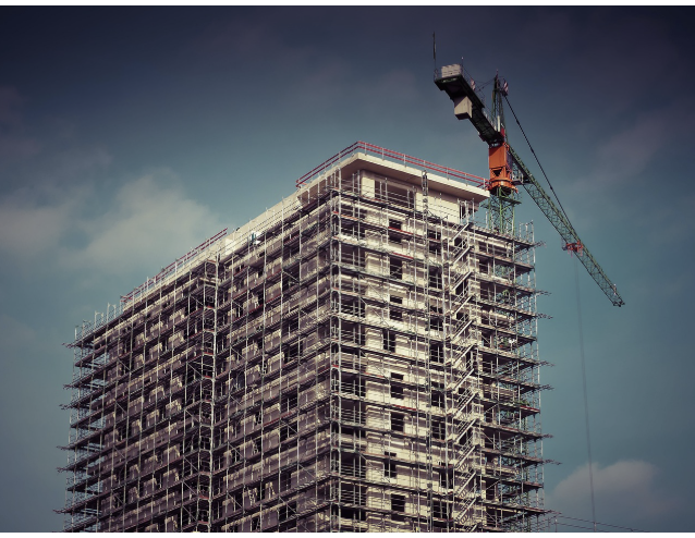 아파트를 짓는 사진입니다.
