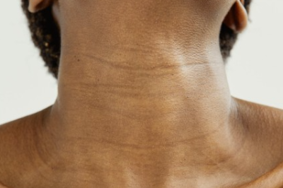 목주름 없애는 법