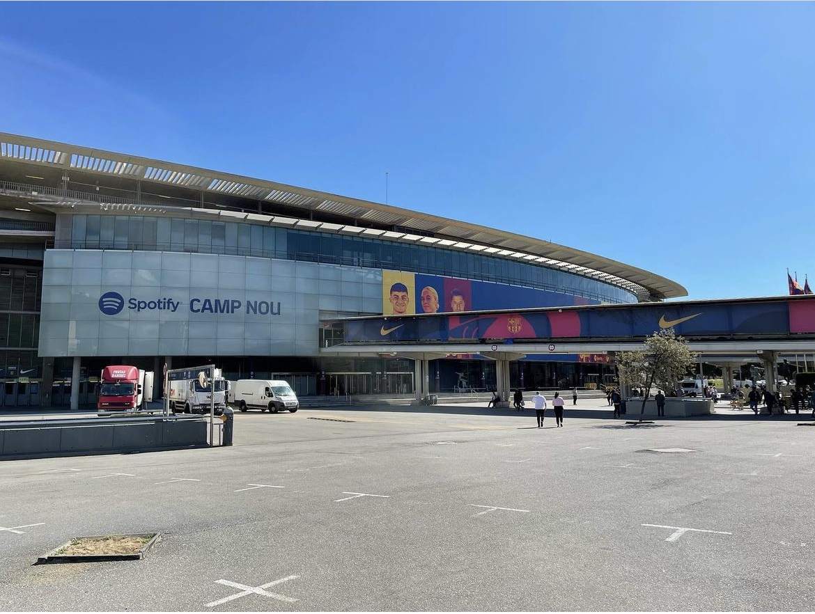 캄프 누(CAMP NOU)