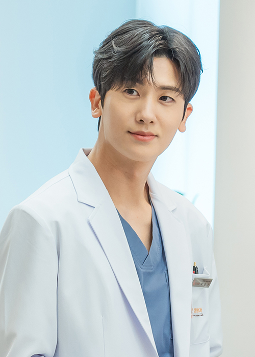 닥터슬럼프 줄거리와 출연진&#44; 등장인물&#44; 인물 관계도