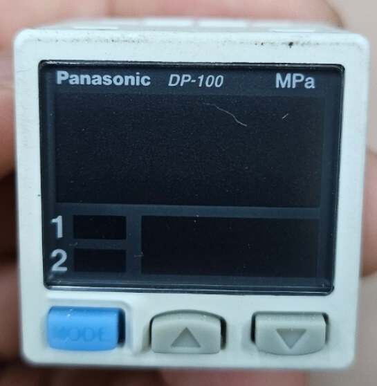 DP-102 정면 디스플레이