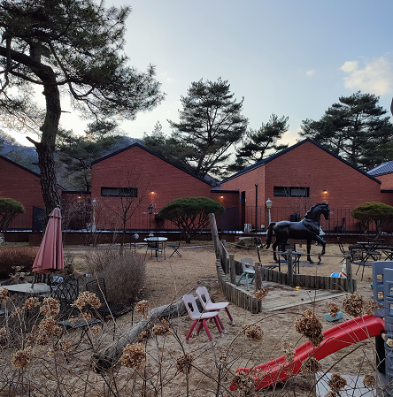 제1수송교육연대 피콕빌리지 펜션 카페 커피