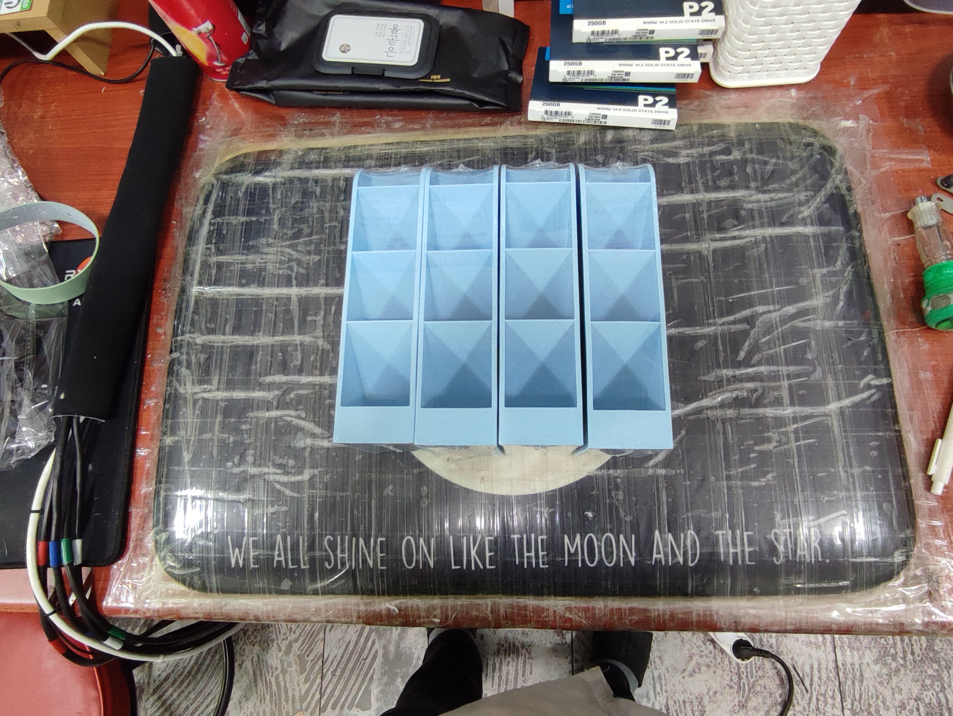 사선 볼펜 꽂이