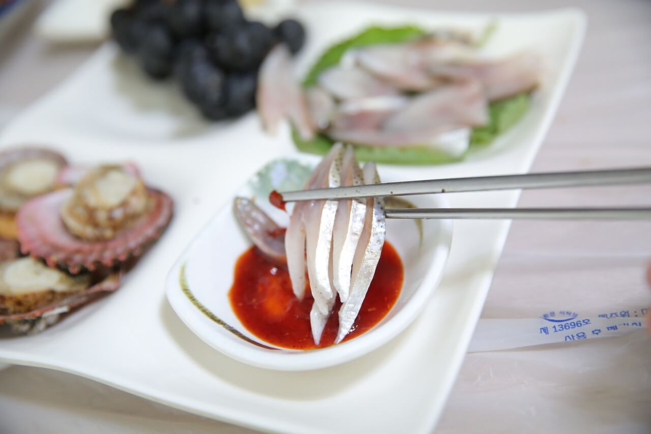 오늘N 이달의 수산물 통영 멍게 제철 정보 멍게수협 직매장과 멍게비빔밥 맛집 장방식당 오늘N 2503회