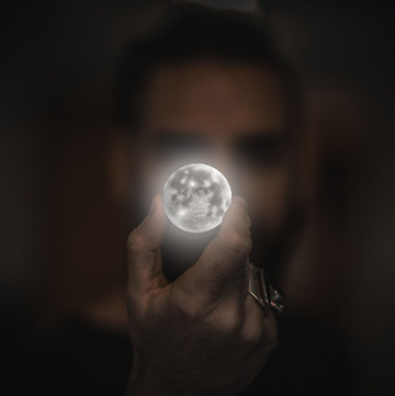 무드등 하나로 집중력 올리는 공간 만들기