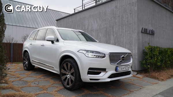 볼보 XC90 T8