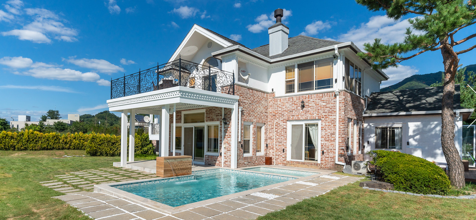 강가의 집 [출처:무아레 478 공식 홈페이지]