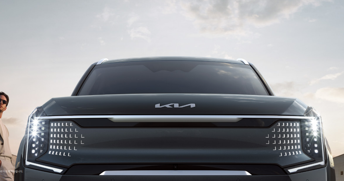 ๊ธฐ์ SUV EV9