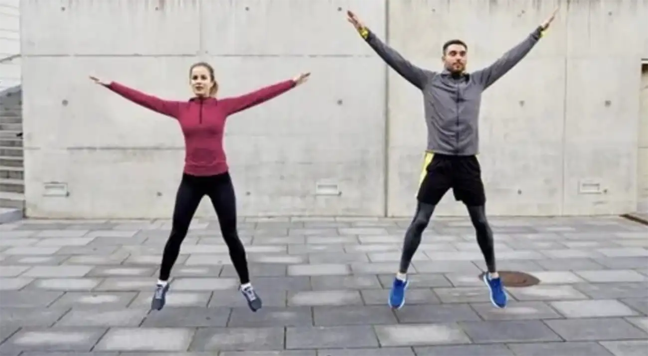 점핑잭-운동하는-남자-여자