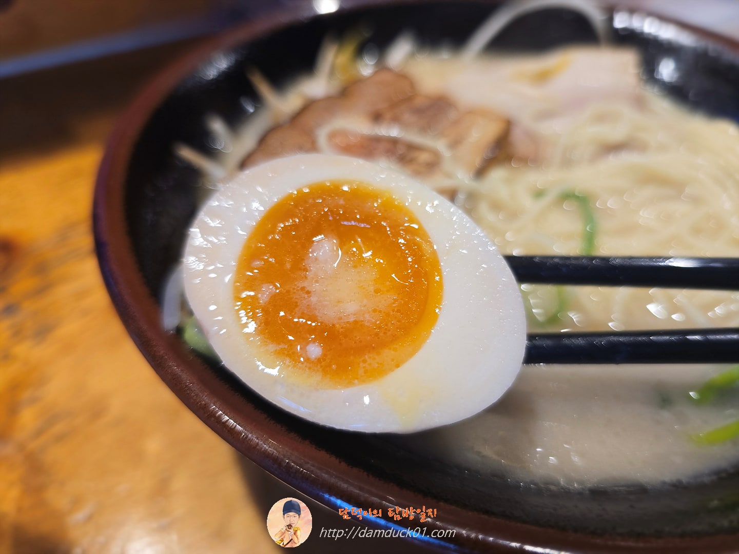 돈코츠라멘