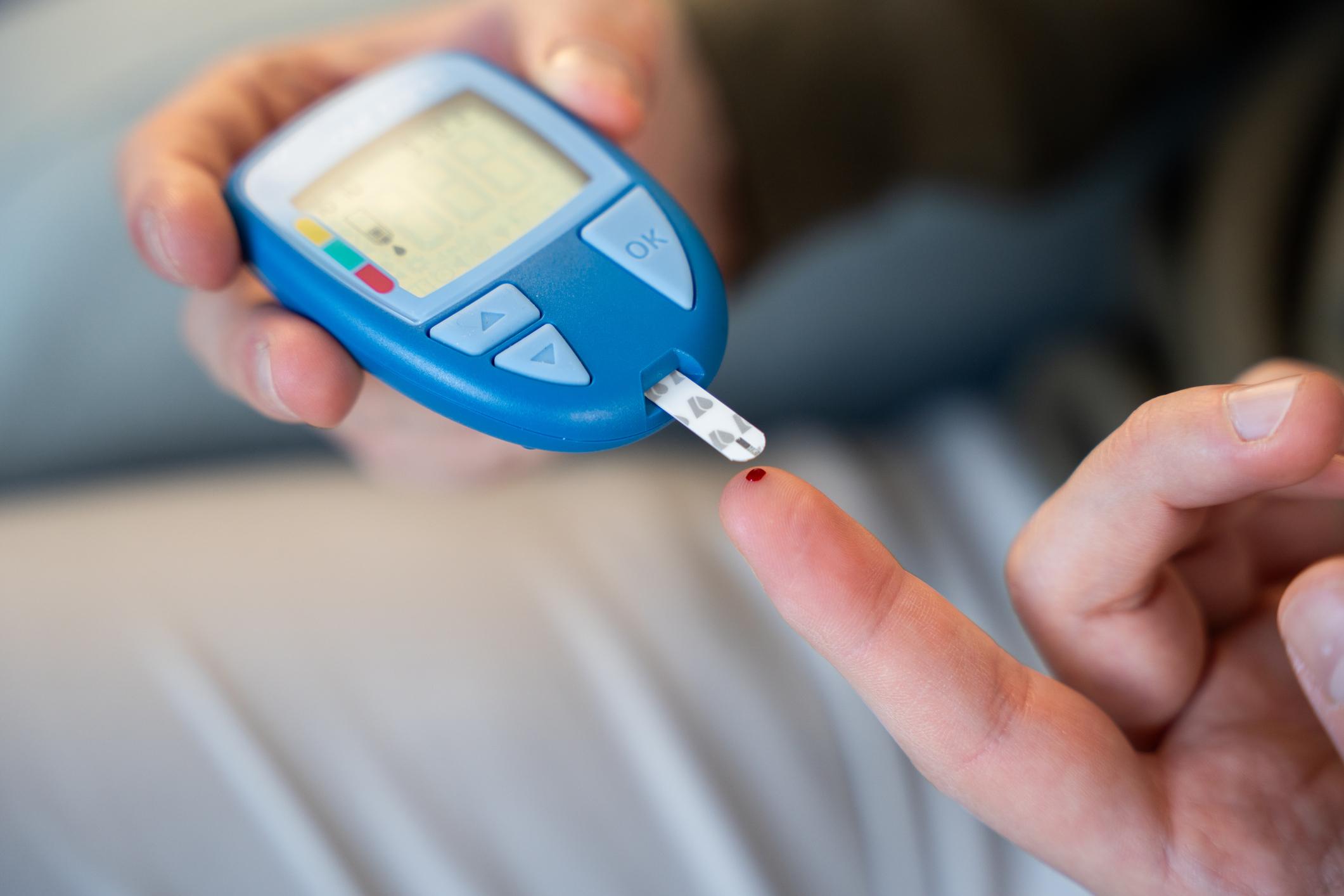 혈당 정상수치는 어떻게 되며 어느 범위부터 당뇨병 혹은 저혈당이 되는 건가요