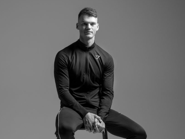 벤-프란시스-짐샤크-창립자-운동복-브랜드-피트니스-스포츠웨어-흑백-사진