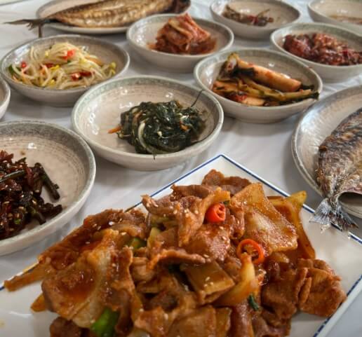 오늘N &lt;할매 식당&gt; 충남 서산 정겨운 밥상 ‘쉼터식당’ 허영만 백반기행도 다녀간 진짜 집밥 맛집