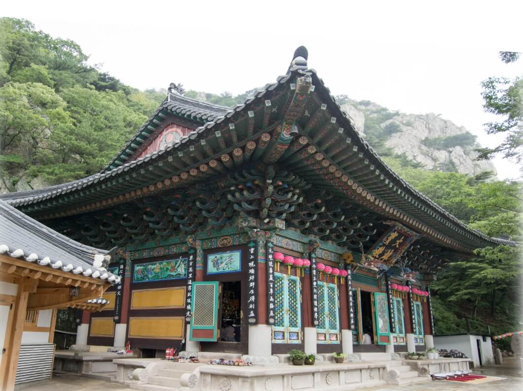 양산 미타암 : 천년 고찰의 역사와 자연, 수행 공간으로서의 가치