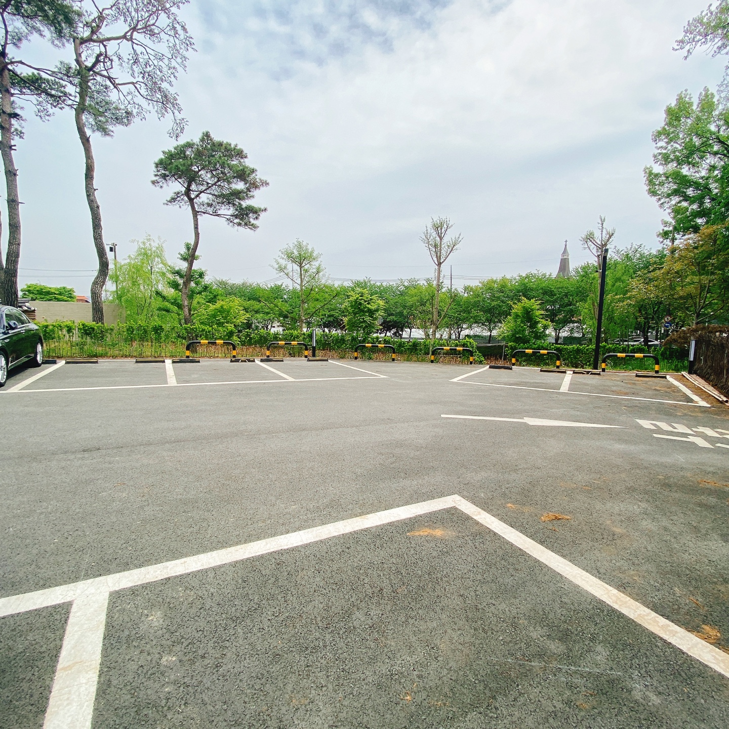 충북 청주 부모산 주봉마을 주봉저수지 한옥 북카페 인문아카이브양림 후마니타스