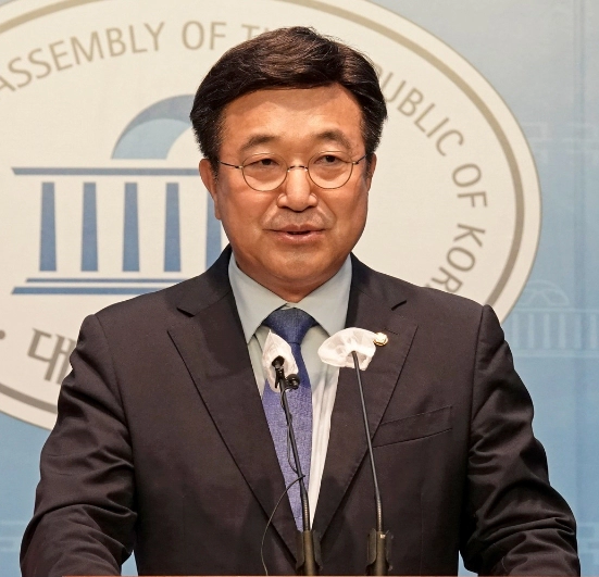 윤호중 국회의원 프로필 나이 고향 학력 재산 지역구