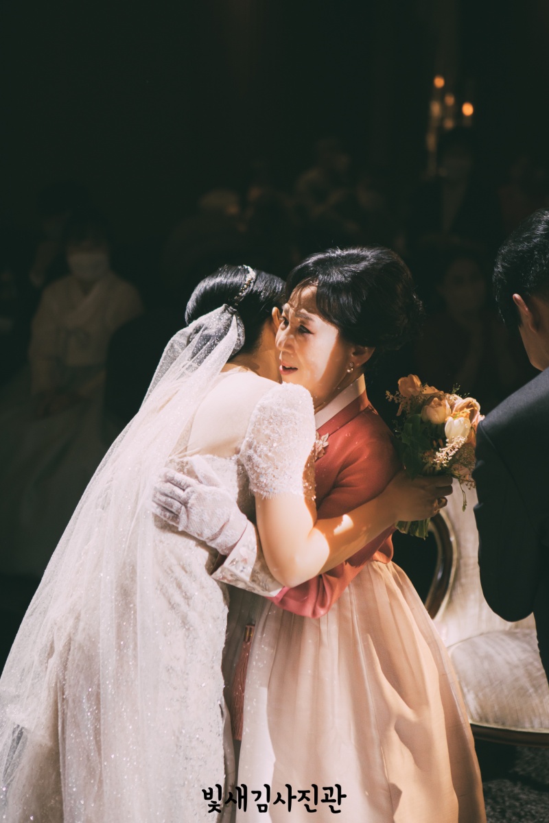 아르떼채플컨벤션 본식스냅 인사 2