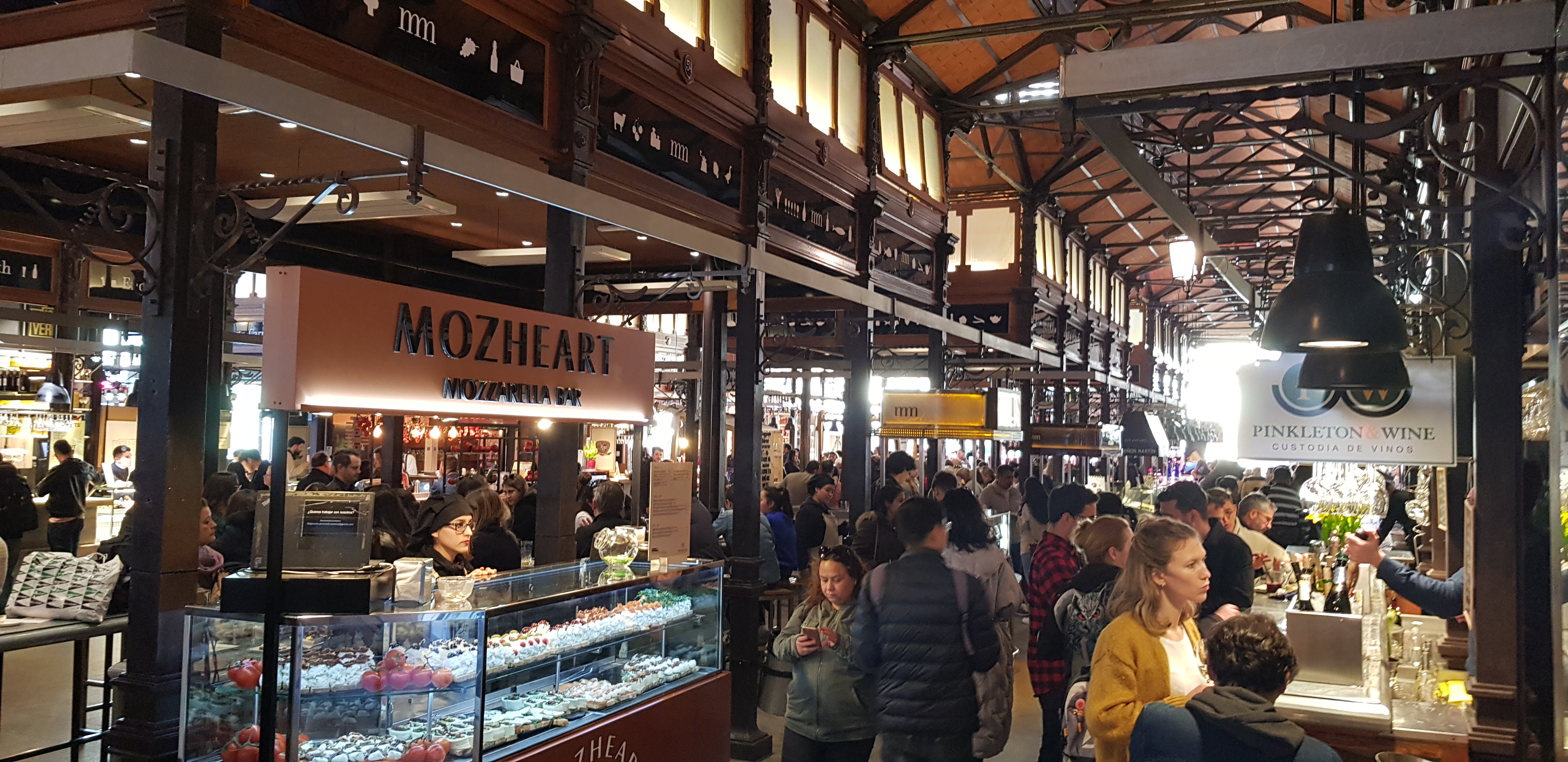 스페인 마드리드 산 미겔 시장 내부사진