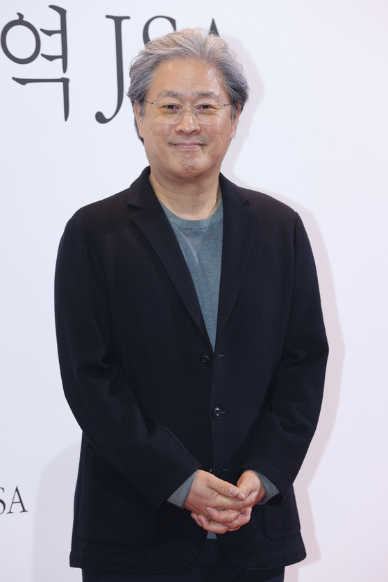 어쩔수가없다 박찬욱 감독