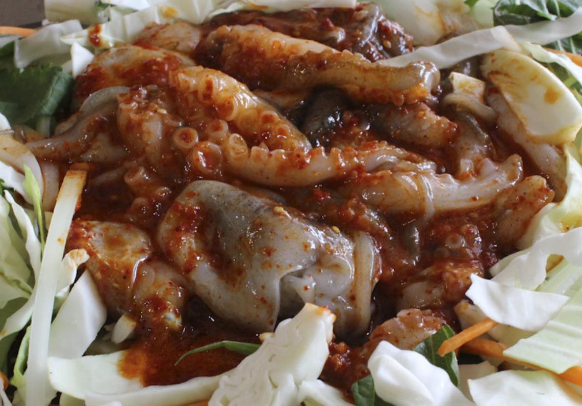 매일아침 활쭈꾸미철판볶음 조리 전