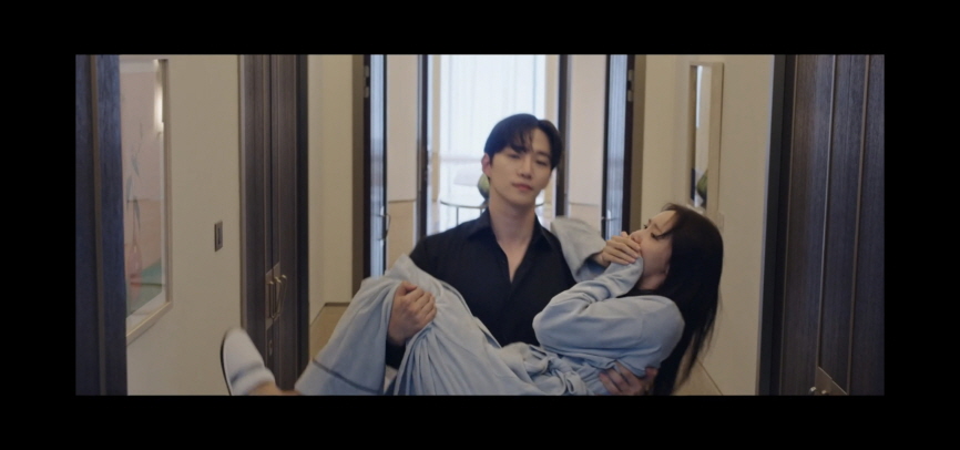 킹더랜드 : 드라마 대본 리딩 연습 사진 / 출연진 등장인물 / 몇부작 / 기본 정보 웹툰 원작 / 줄거리 결말 내용 2PM 이준호 소녀시대 김윤아