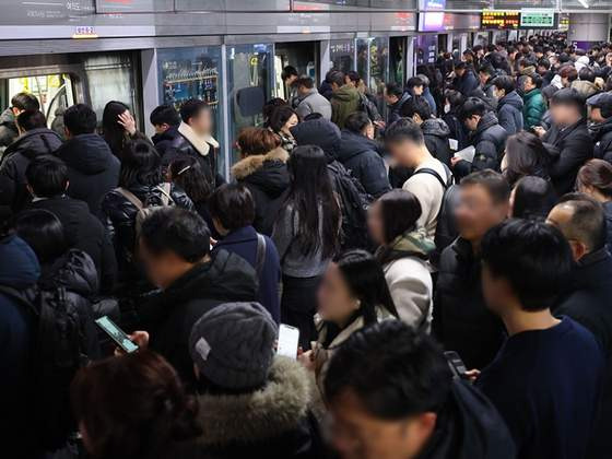 9호선 관제센터 신호설비 장애 임시 복구 및 급행열차 순차 투입 점진적 정상화 전망