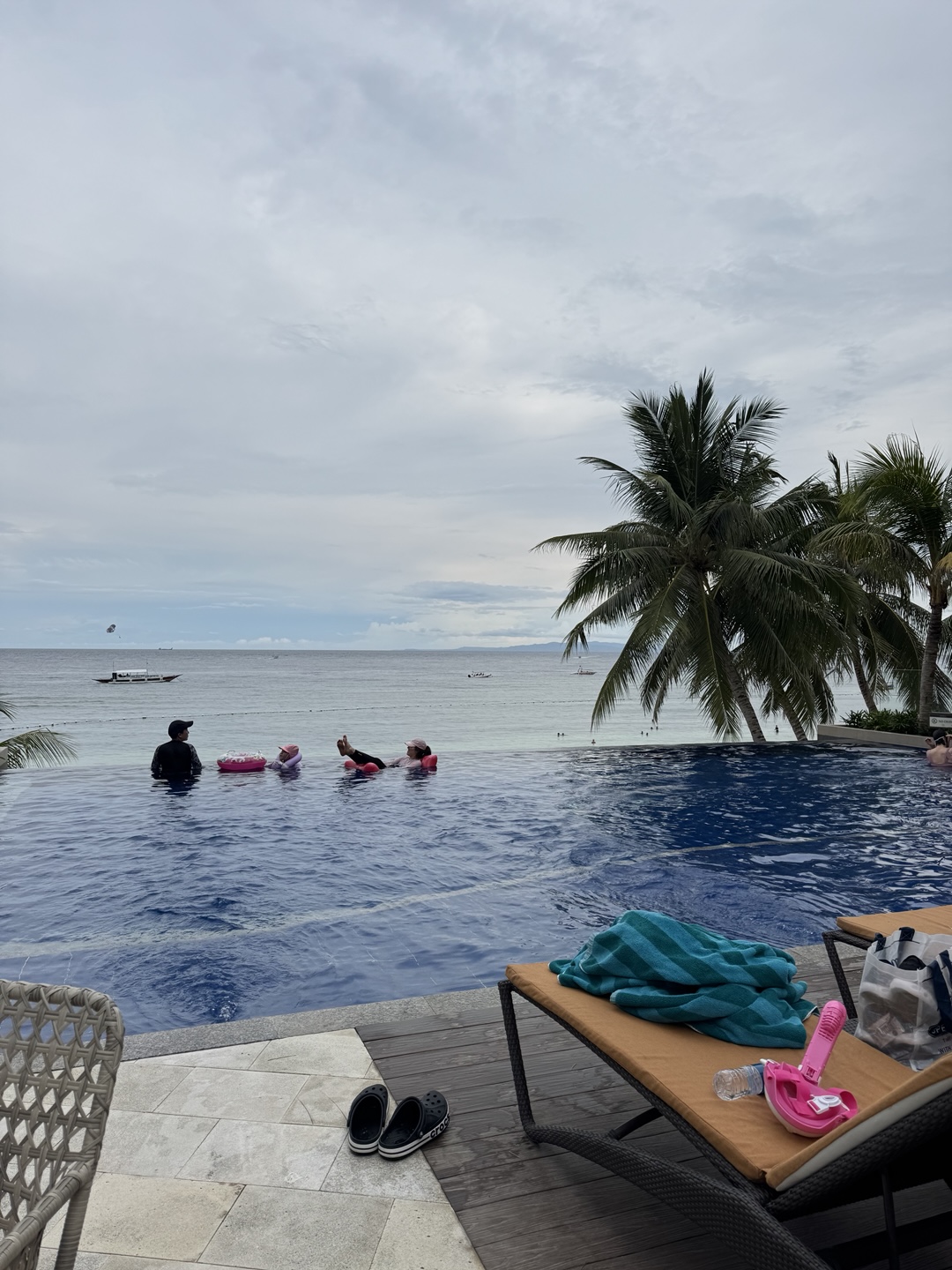 보홀 헤난 프리미어 코스트