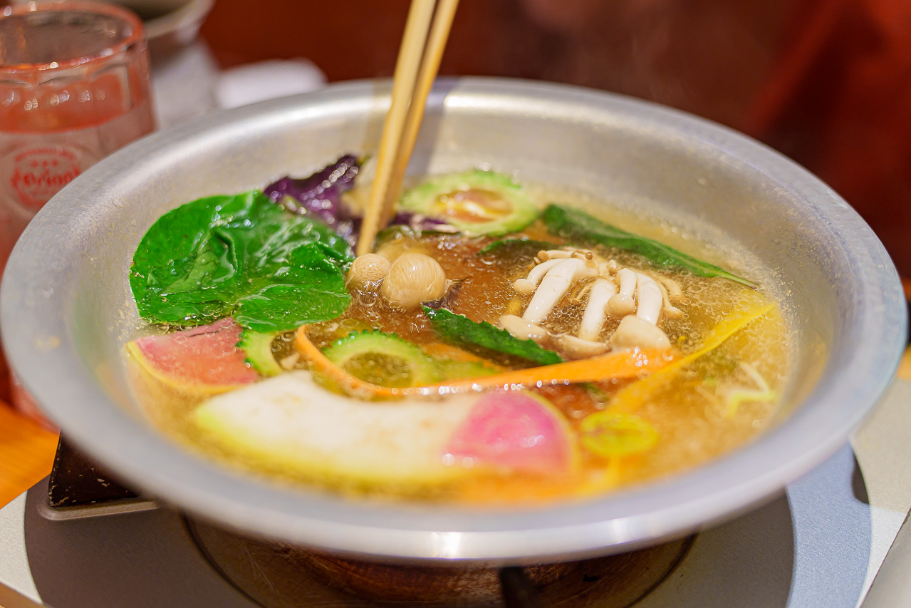 Shima Shabu-Shabu NAKAMA: Agu Pork and Ishigaki Beef on Kokusai Street — original photograph 54
