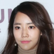 이윤진