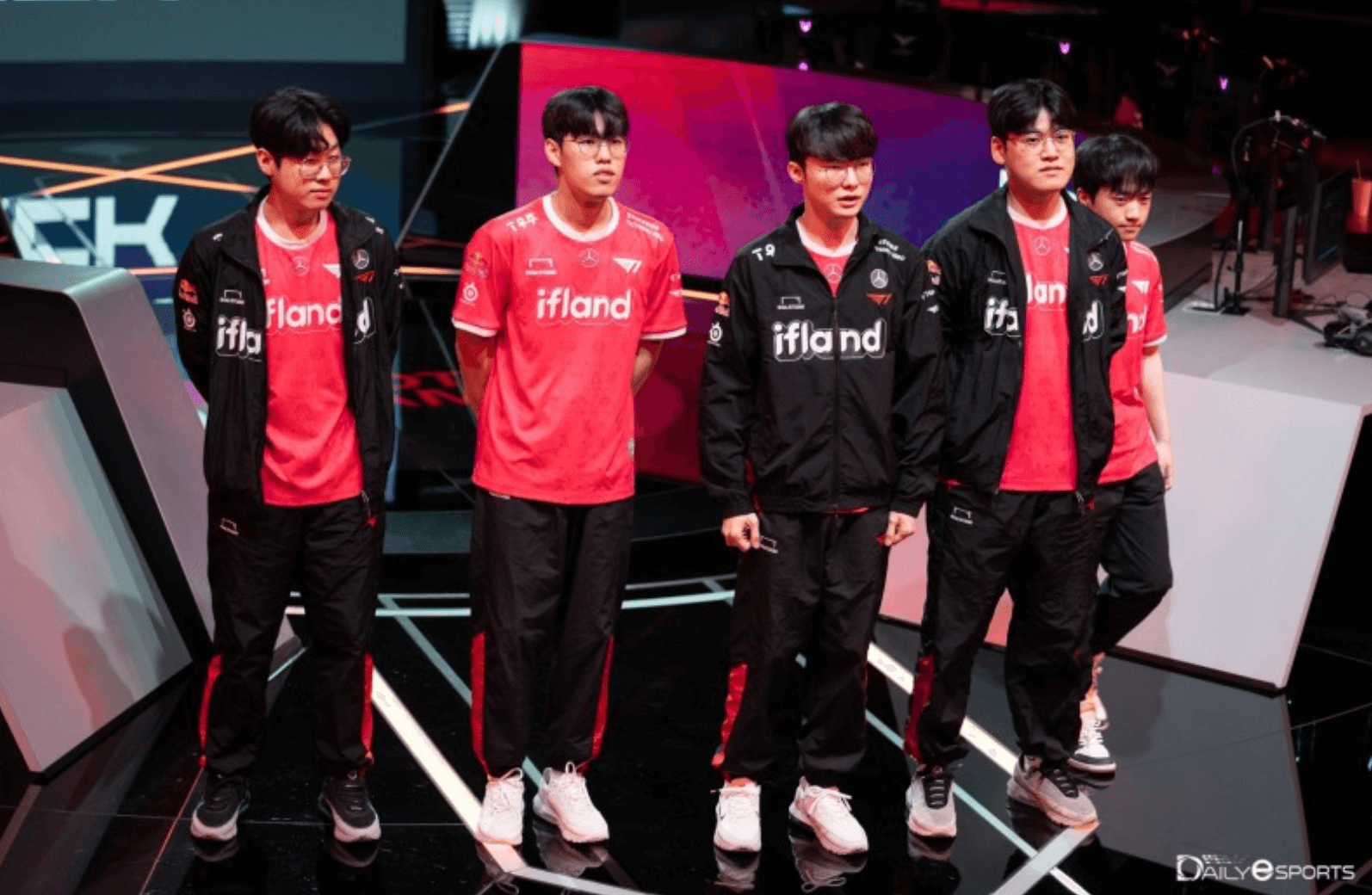 페이커 복귀!! 광동 프릭스 상대로 T1의 2-0 승리 '5연패 탈출'