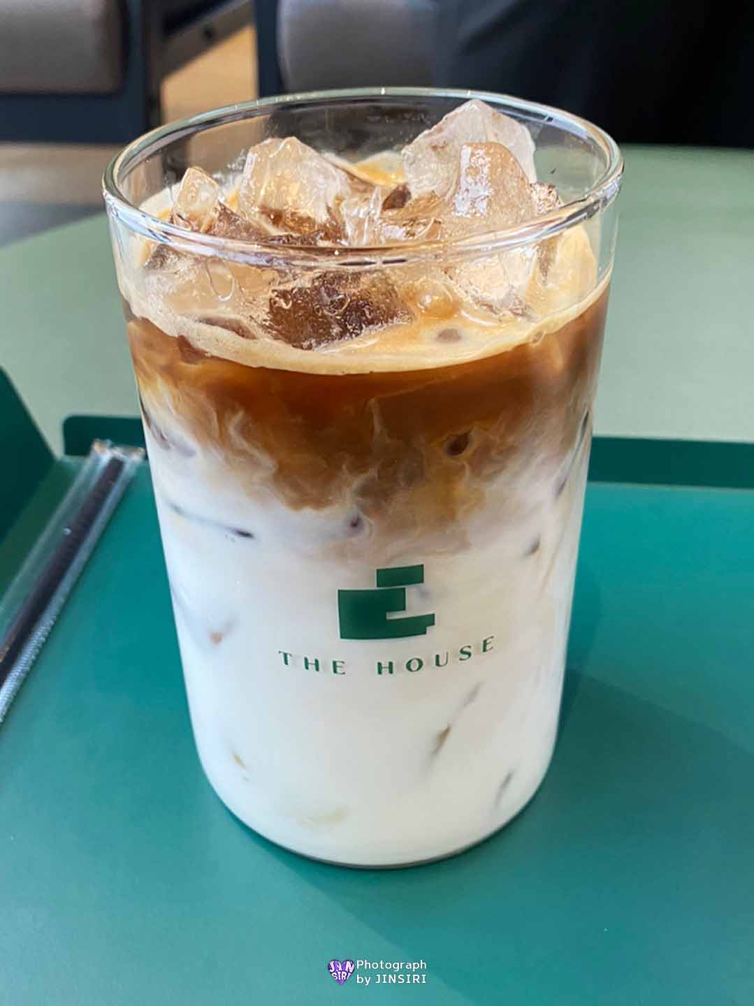 ๊นํฌ ์์ด ์ฅ๊ธฐ๋ ์์ธ๊ทผ๊ต ๋๋ผ์ด๋ธ ๋ฒ ์ด์ปค๋ฆฌ ๋ํ์นดํ ์ปค์คํ
์ปคํผ ๋ํ์ฐ์ค