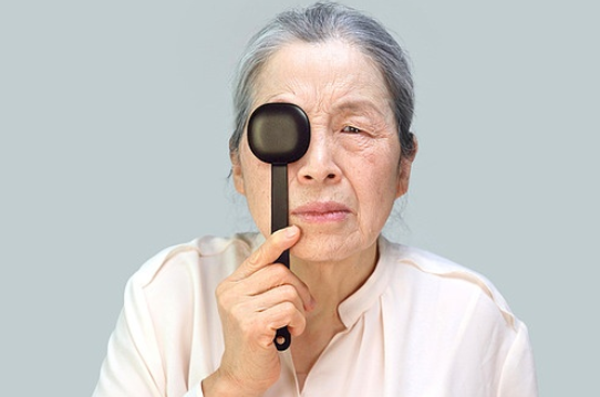 황반변성 원인 완전 분석